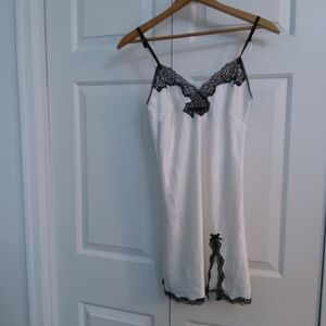 NWT Vintage Victoria's Secret White and Black Lace Slip Dress